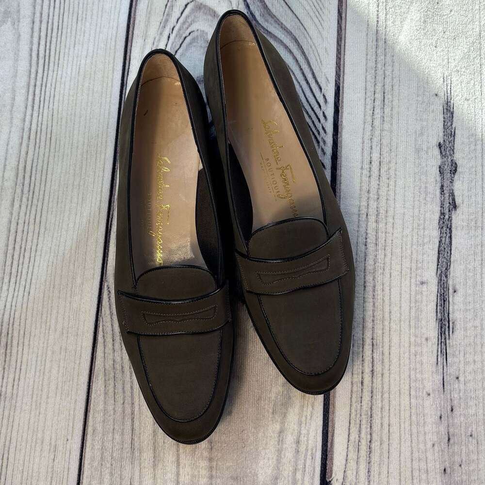 Salvatore Ferragamo 8 2A Green Penny Loafers Nubuck Leather Narrow Quiet Luxury
